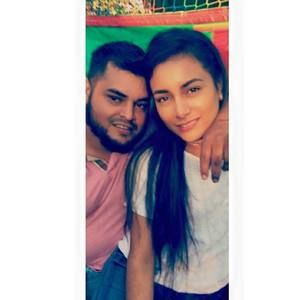 Meet your Posher, Yesenia